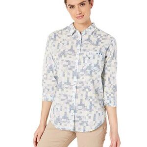 EUC Columbia PFG Blue and White Sun Drifter Button Up Shirt